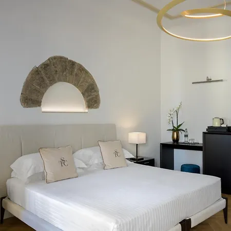 토르나부오니 스위트 콜렉션 레지덴자 데포카 4*