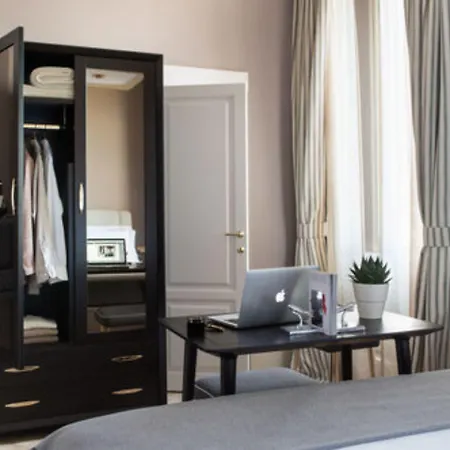 아파트호텔 토르나부오니 스위트 콜렉션 레지덴자 데포카 피렌체