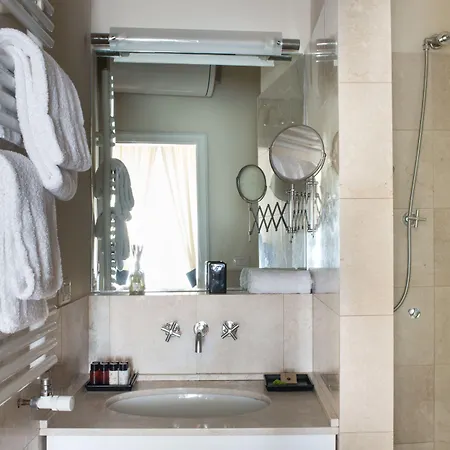 Tornabuoni Collection Residenza D'epoca Apart-hotel 4*