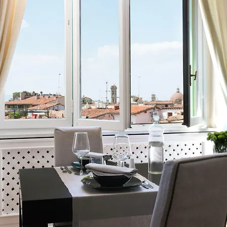 Tornabuoni Collection Residenza D'epoca Hotel 4*