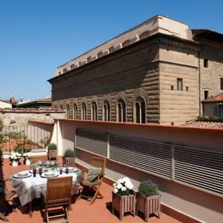 Tornabuoni Collection Residenza D'epoca 4*