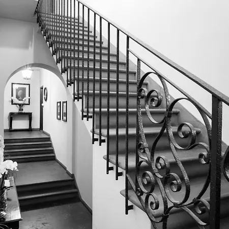 아파트호텔 토르나부오니 스위트 콜렉션 레지덴자 데포카 피렌체